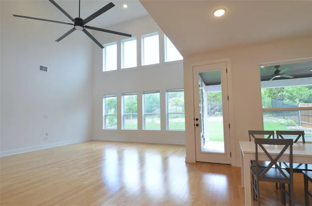 187 Tierra Trail Dripping Springs TX 78620