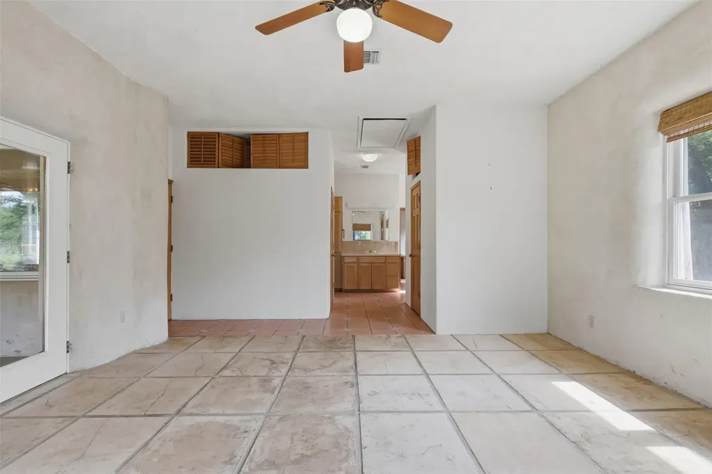 981 River Bend Drive Blanco TX 78606
