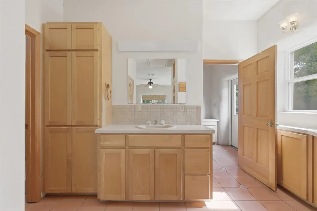 981 River Bend Drive Blanco TX 78606