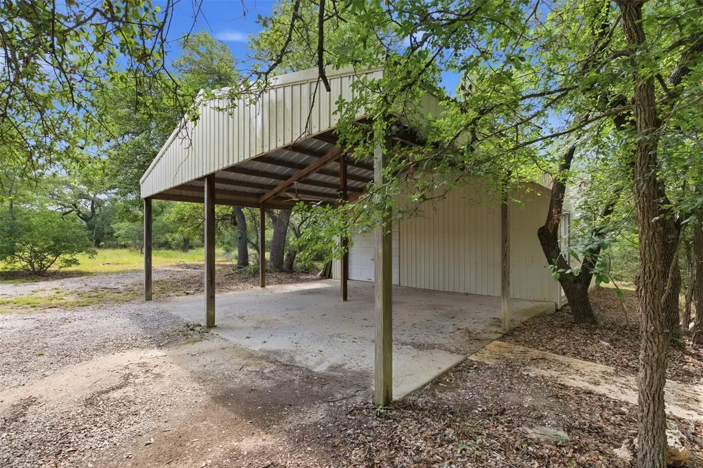 981 River Bend Drive Blanco TX 78606