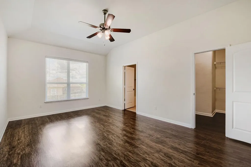 19905 Per Lange Pass Manor TX 78653