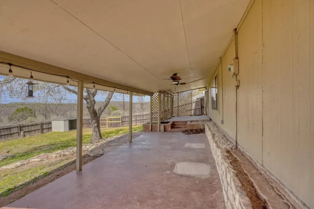 1702 Sunset Drive Marble Falls TX 78654