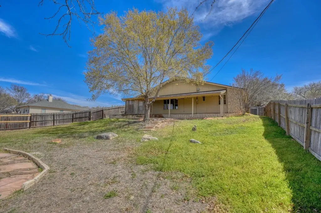 1702 Sunset Drive Marble Falls TX 78654