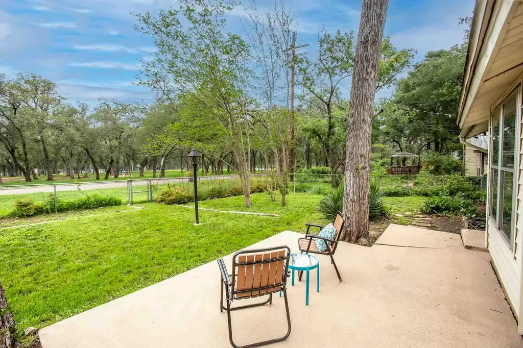 1912 Parkside Lane Austin TX 78745