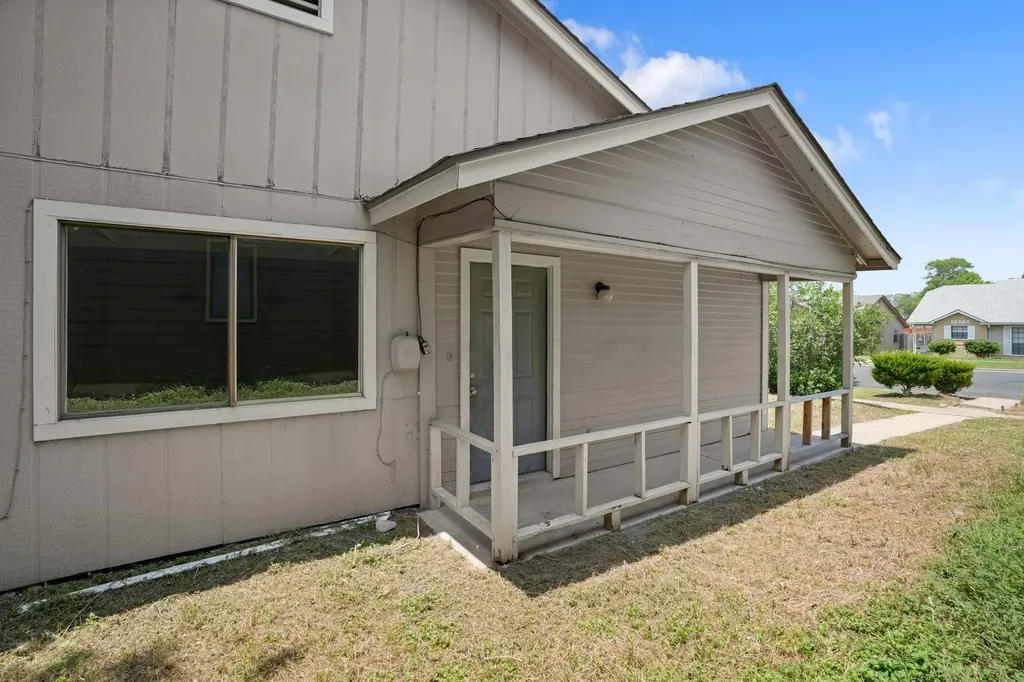 12323 Alderbrook Drive Austin TX 78758