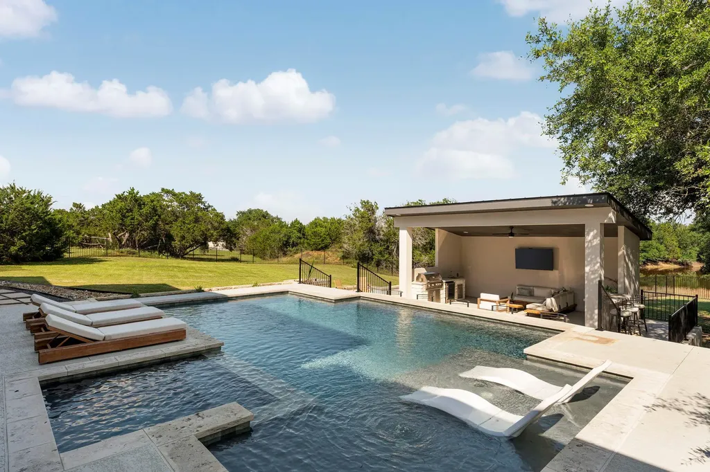 524 Francis Court Liberty Hill TX 78642