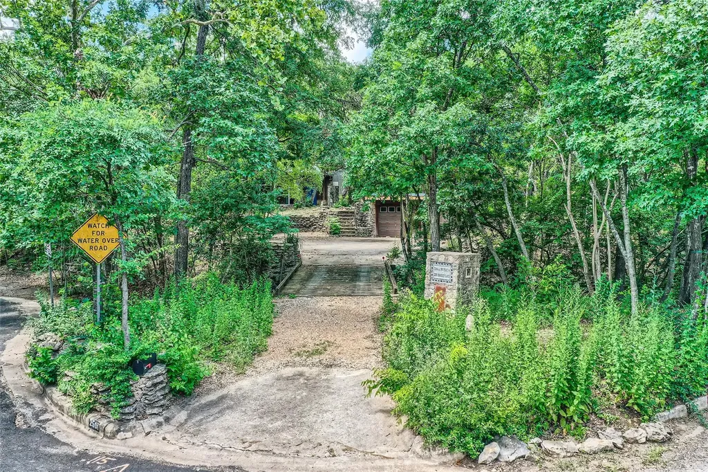2501 Inwood Place Austin TX 78703