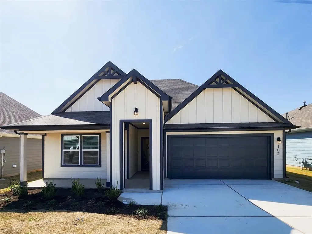 125 Sweetwater Creek Lane Hutto TX 78634