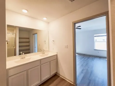 125 Sweetwater Creek Lane Hutto TX 78634