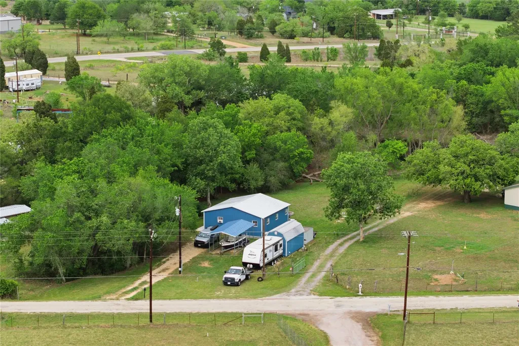 224 Old Coach Lane Elgin TX 78621