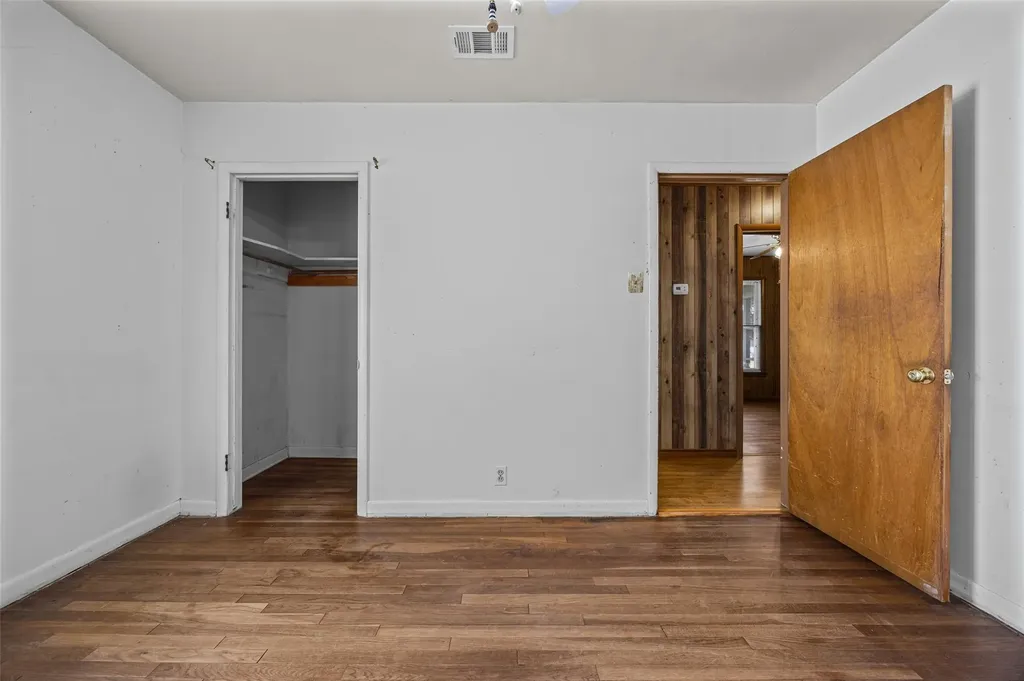 914 Plum Street Lockhart TX 78644