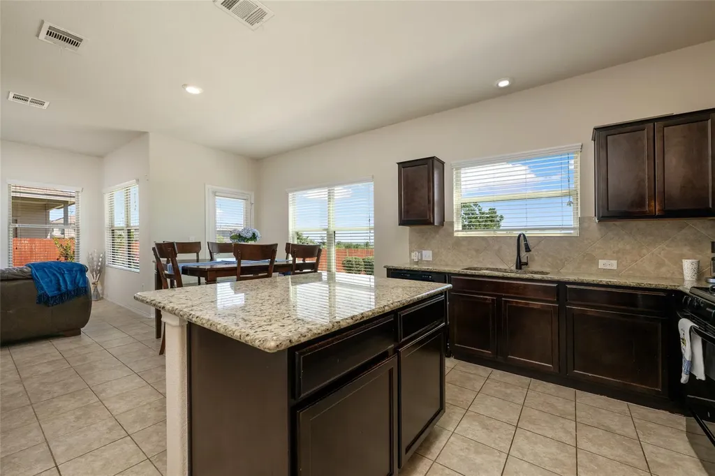 10117 Crescendo Lane Austin TX 78747