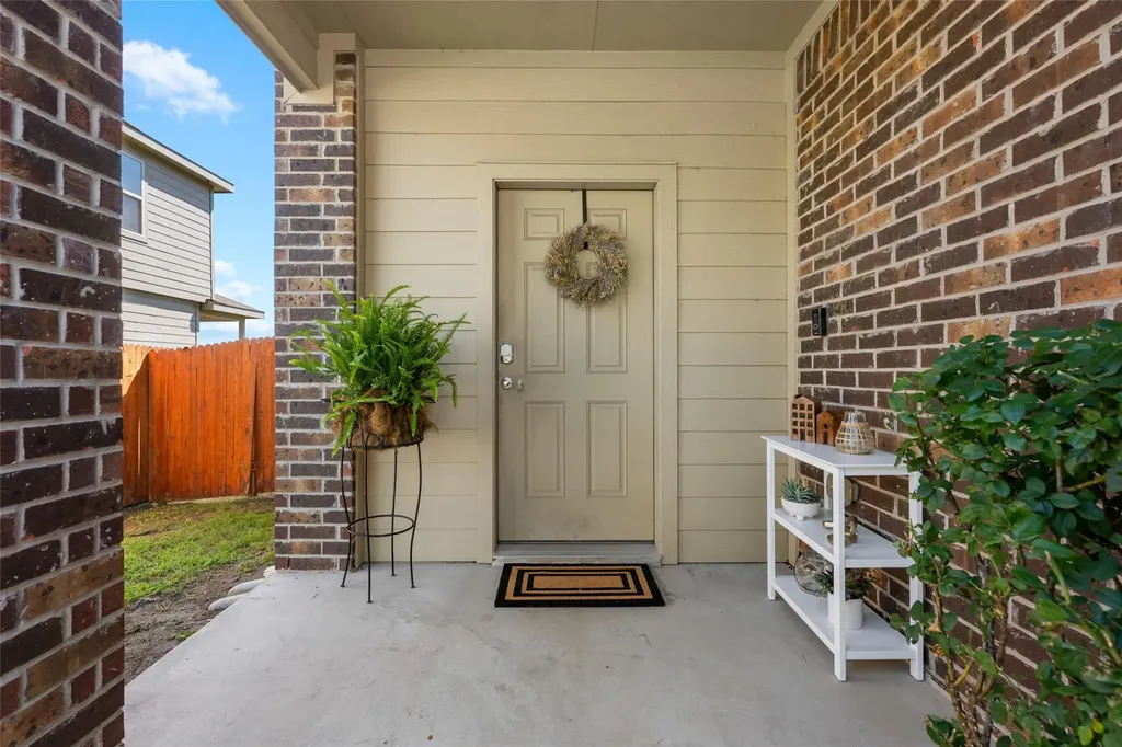 10117 Crescendo Lane Austin TX 78747