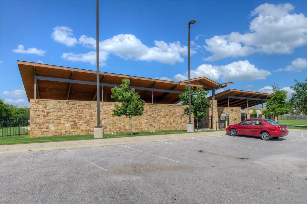 10117 Crescendo Lane Austin TX 78747