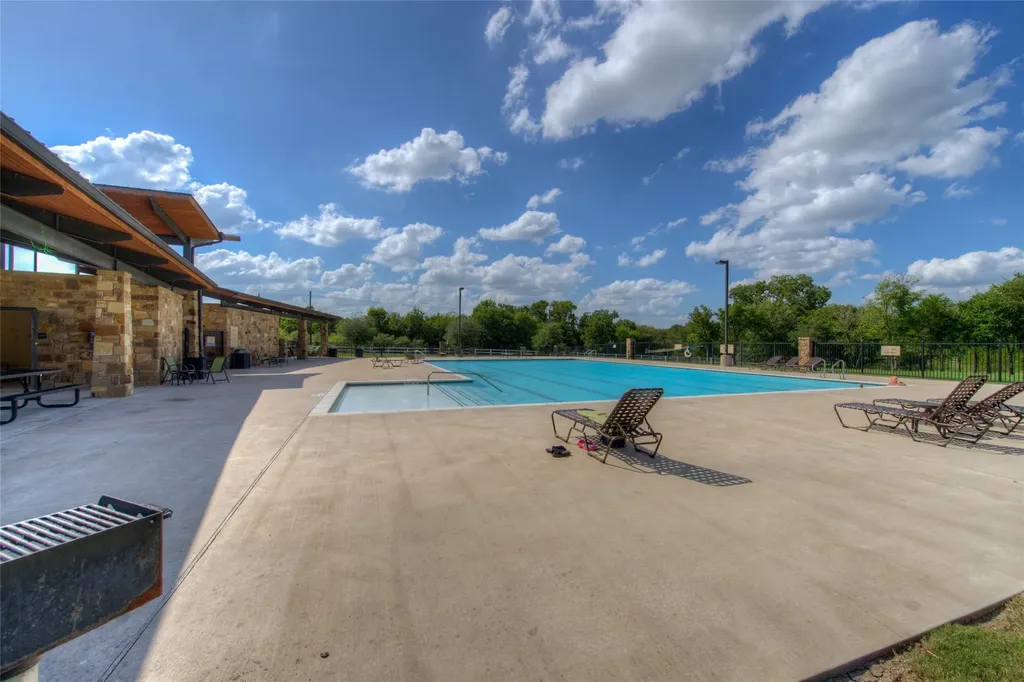 10117 Crescendo Lane Austin TX 78747