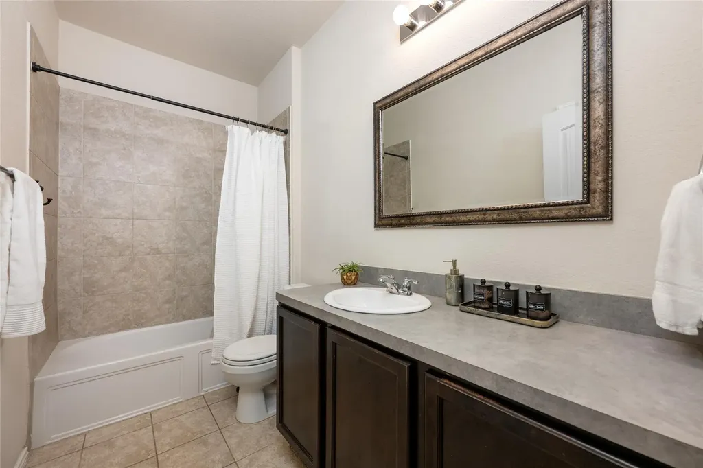10117 Crescendo Lane Austin TX 78747