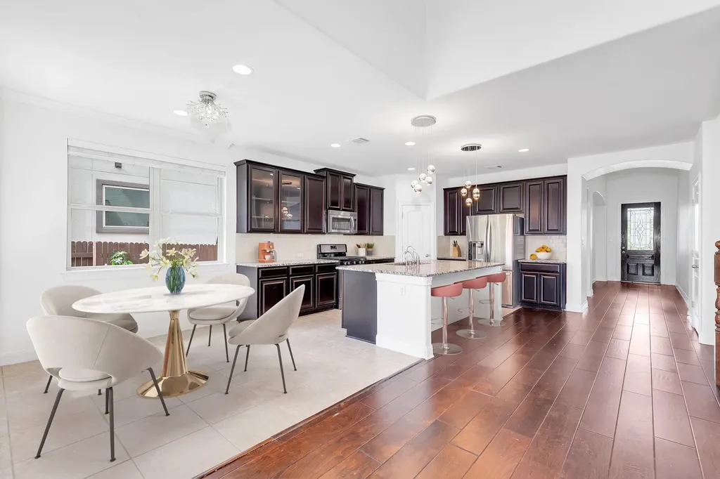 5724 Siragusa Drive Bee Cave TX 78738
