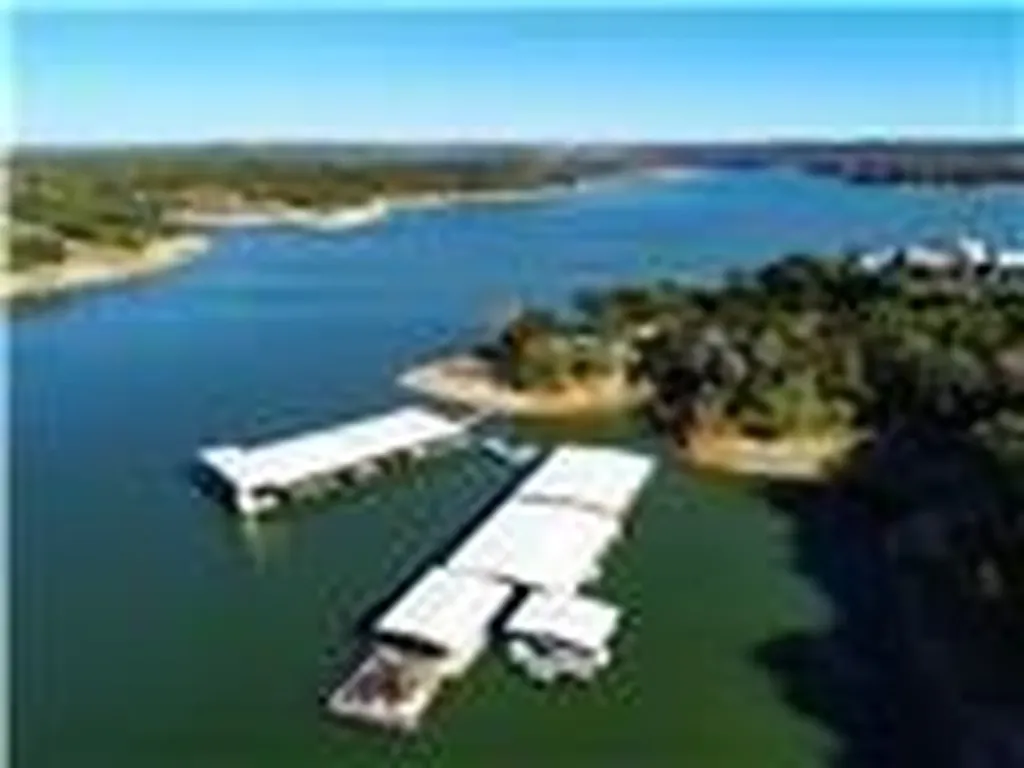 113 Quail Point Spicewood TX 78669