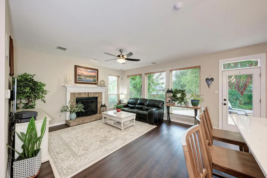 55 Twin Ridge Parkway Round Rock TX 78664