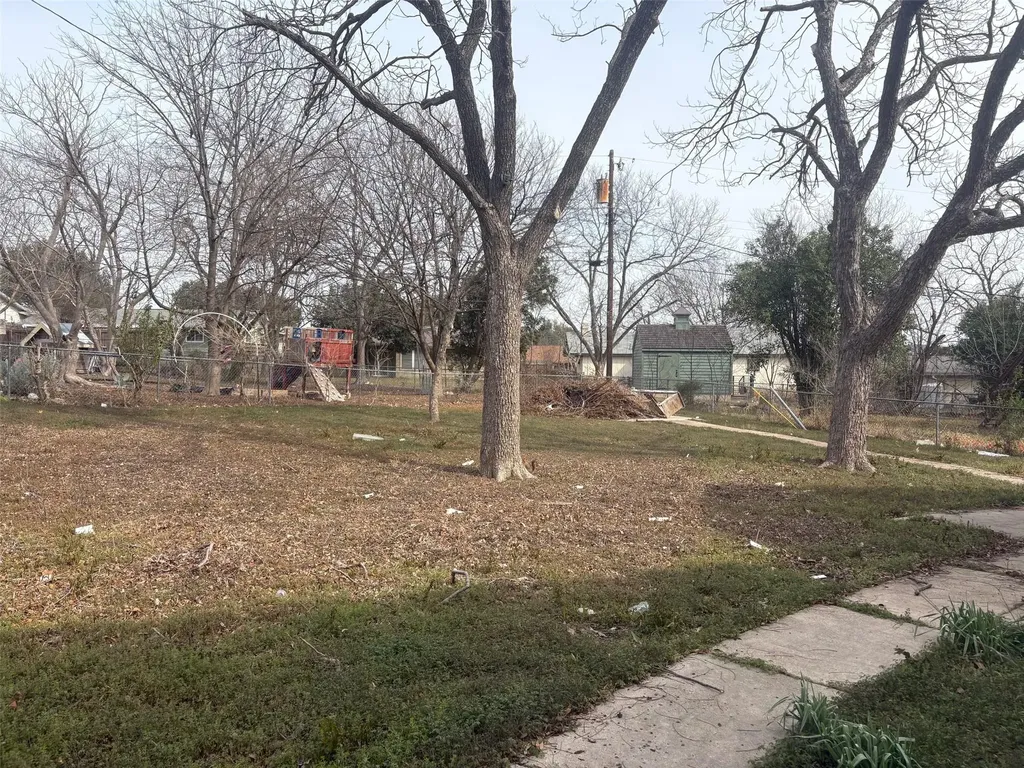 8702 Bridgeport Drive Austin TX 78758