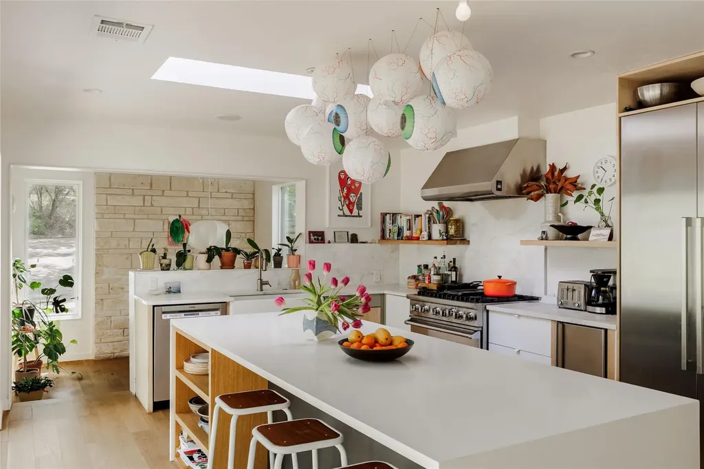 3310 Westhill Drive Austin TX 78704