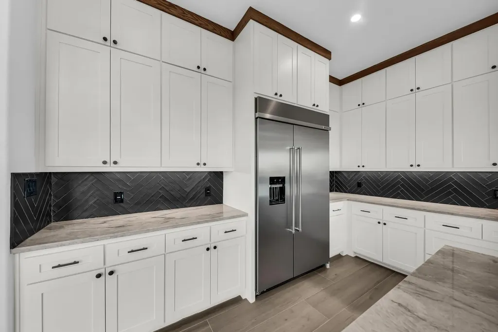 101 Silver Way Horseshoe Bay TX 78657