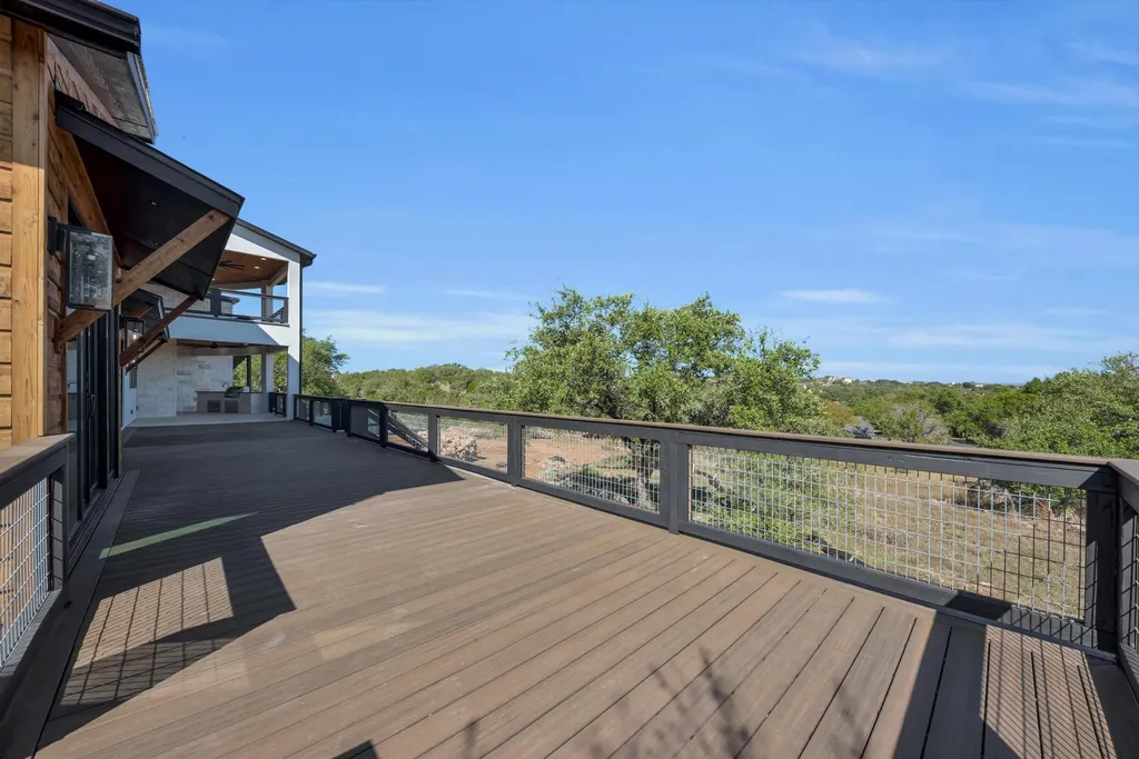 101 Silver Way Horseshoe Bay TX 78657