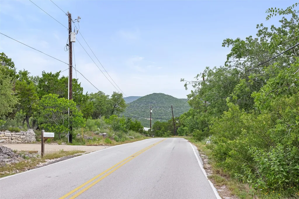 21400 Bison Trail Lago Vista TX 78645