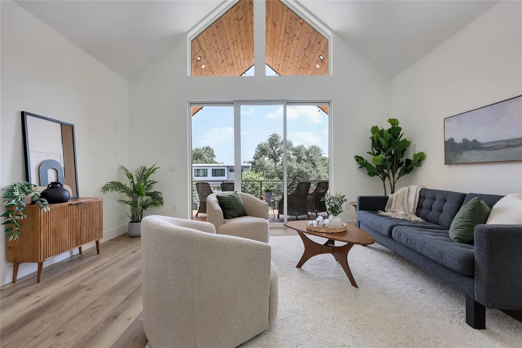 511 South Park Drive Austin TX 78704