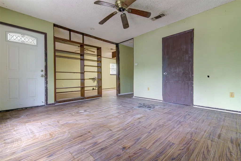 6006 Palm Circle Austin TX 78741