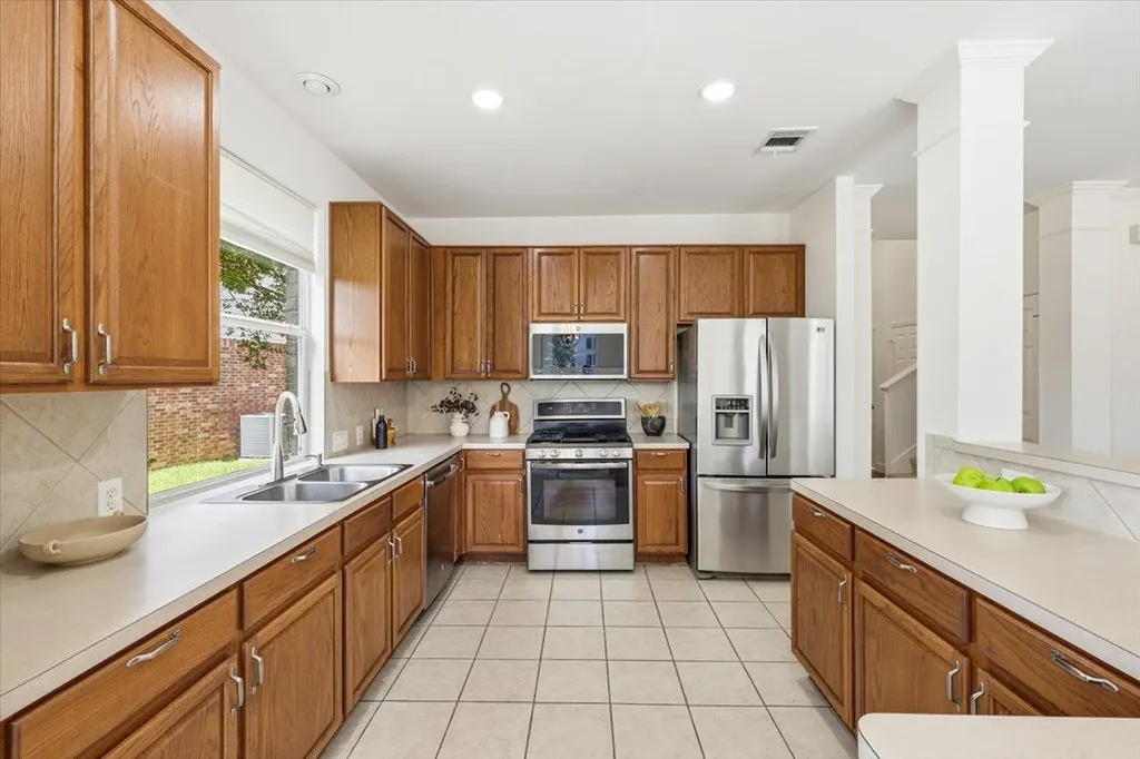2106 Chalk Hill Cove Round Rock TX 78665