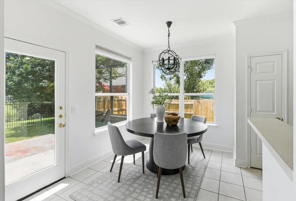 2106 Chalk Hill Cove Round Rock TX 78665