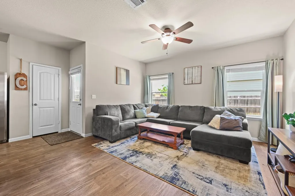 227 Hess Drive Kyle TX 78640
