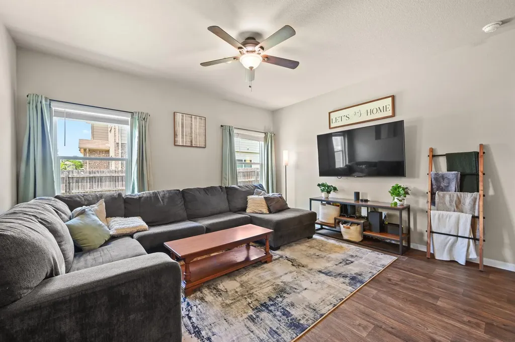 227 Hess Drive Kyle TX 78640