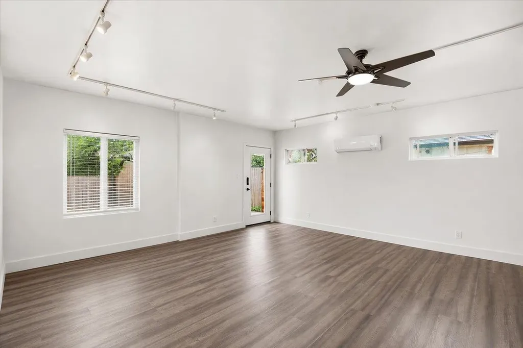 8505 Copano Drive Austin TX 78749