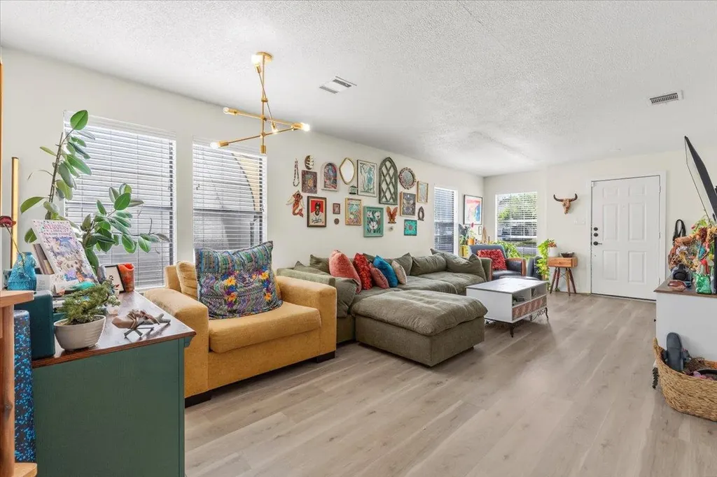 8505 Copano Drive Austin TX 78749