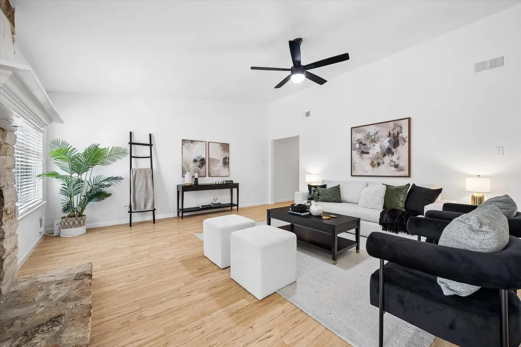3701 Gable Drive Austin TX 78759