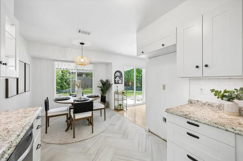 3701 Gable Drive Austin TX 78759