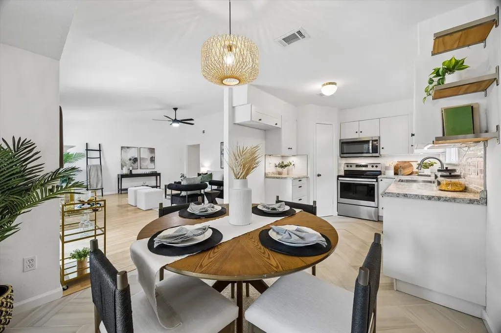 3701 Gable Drive Austin TX 78759