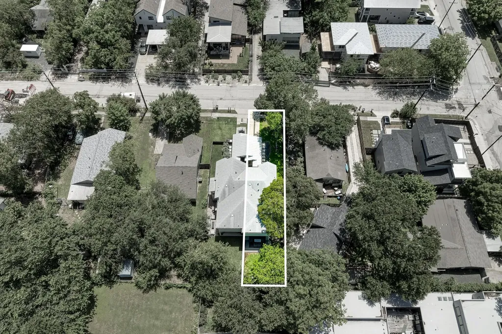 918 Cardinal Lane Austin TX 78704