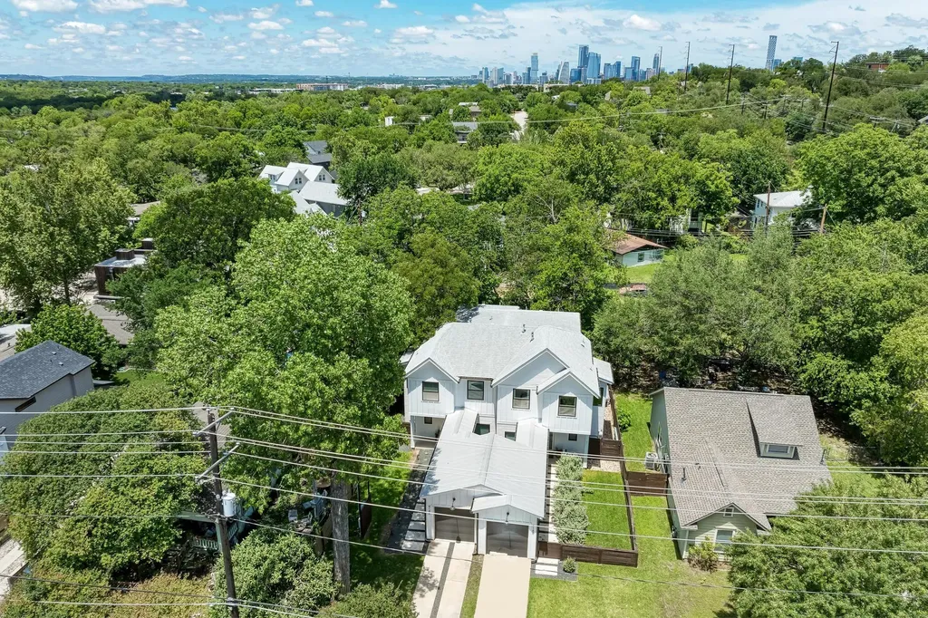 918 Cardinal Lane Austin TX 78704