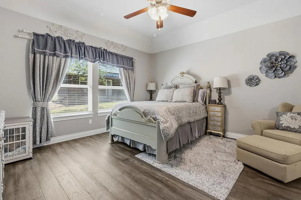 238 Jenn Cove Dripping Springs TX 78620