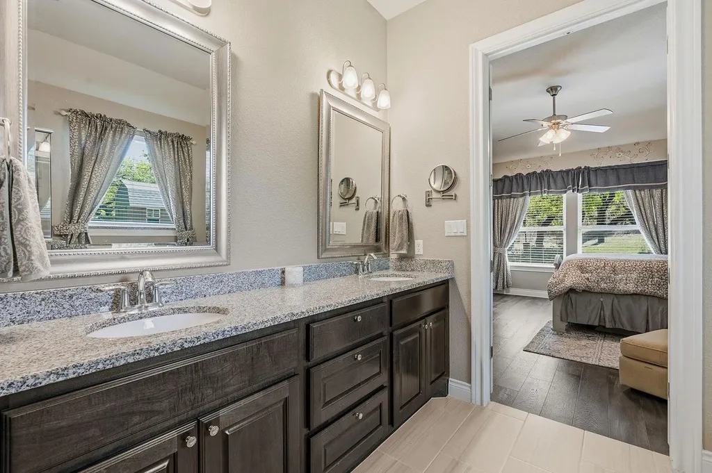 238 Jenn Cove Dripping Springs TX 78620