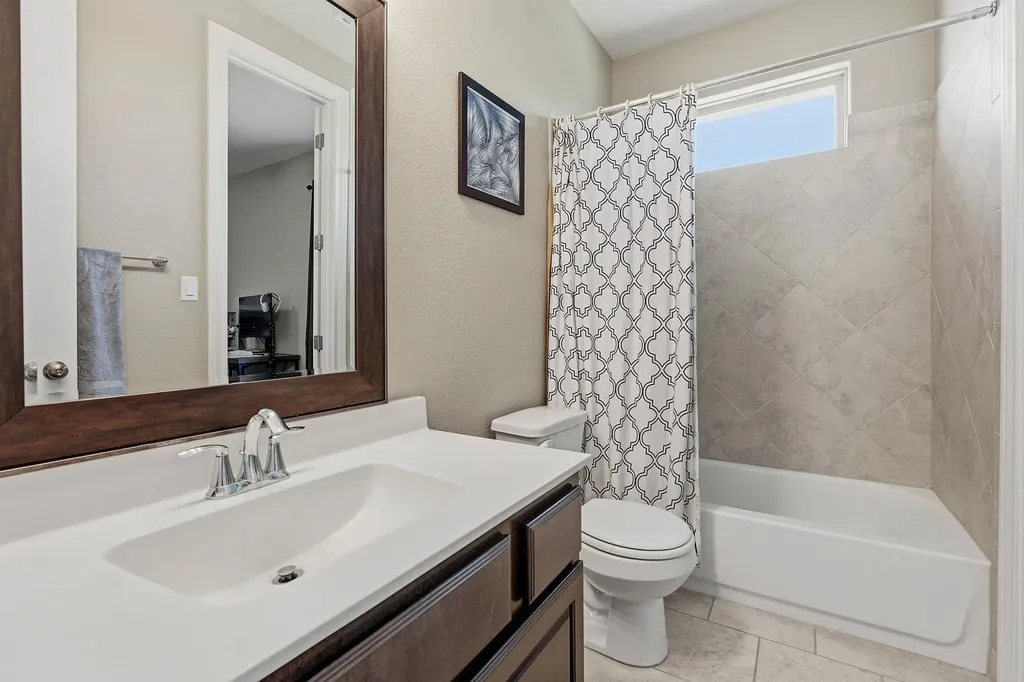 238 Jenn Cove Dripping Springs TX 78620