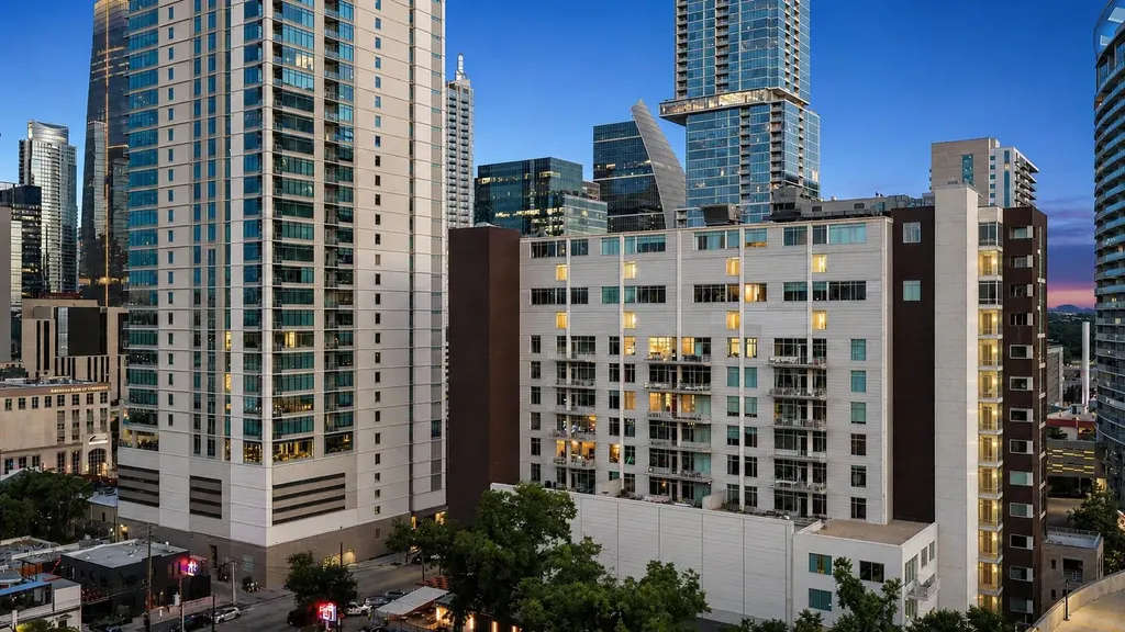 800 W 5th Street Austin TX 78703