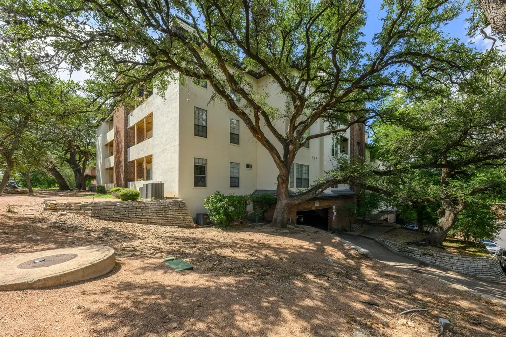3001 Cedar Street Austin TX 78705