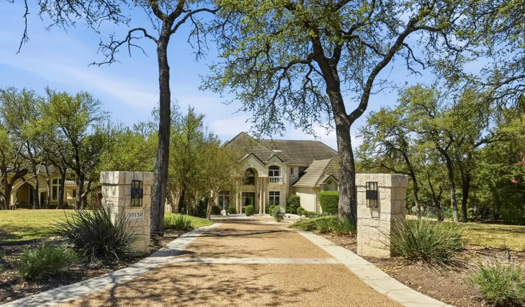 8513 Chalk Knoll Drive Austin TX 78735