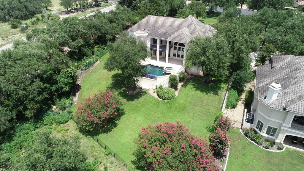 8513 Chalk Knoll Drive Austin TX 78735