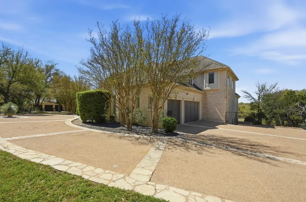 8513 Chalk Knoll Drive Austin TX 78735