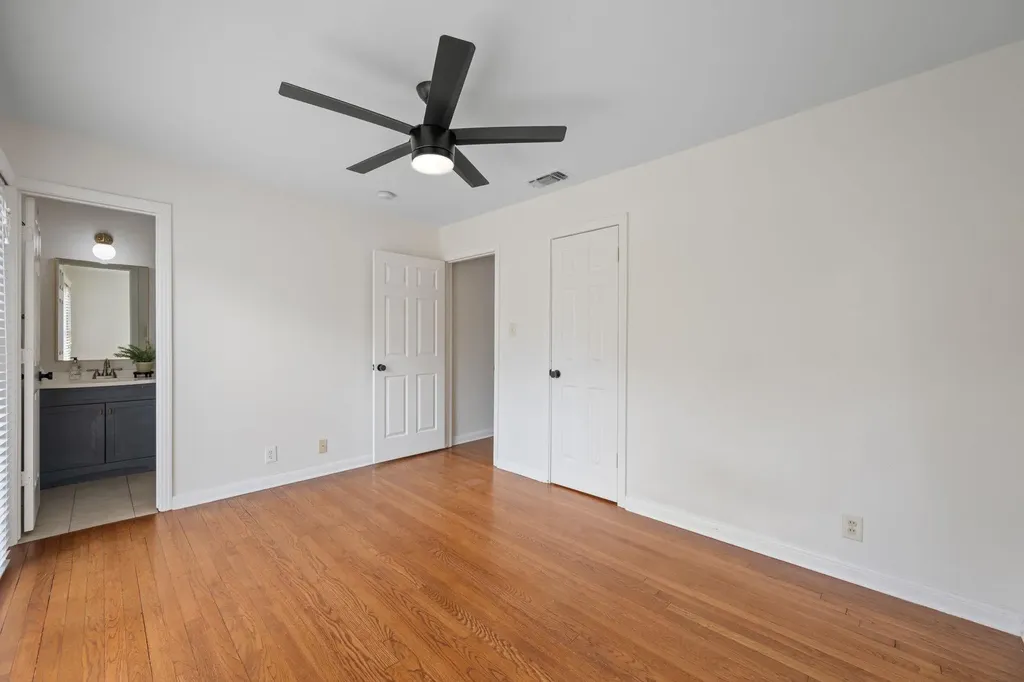 5010 W Frances Place Austin TX 78731